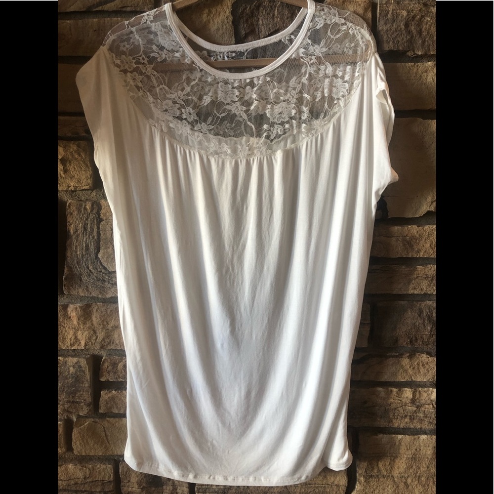 Pastels lace neck tee